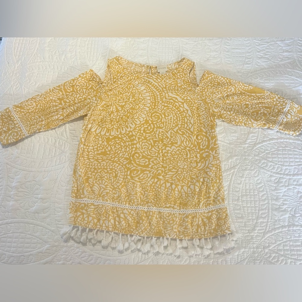 Beautiful Yellow and White Cold Shoulder, 3/4 Length Sleeve Shirt by Chico’s SzS